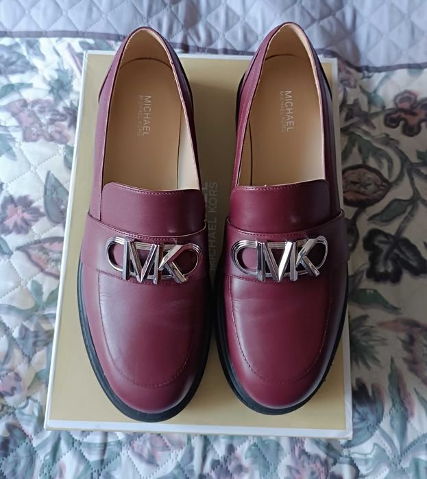 Женские Michael Kors Лоферы