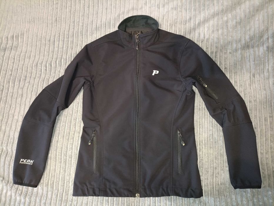 Мужская Peak Performance Куртка Чёрная 38
