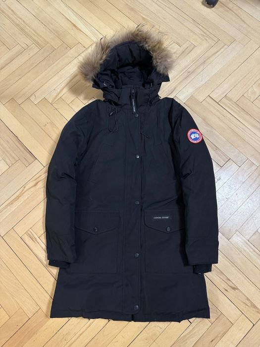 Женский Canada Goose Пуховик Чёрный 36