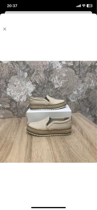 Женские Brunello Cucinelli Лоферы Бежевый Нубук 37