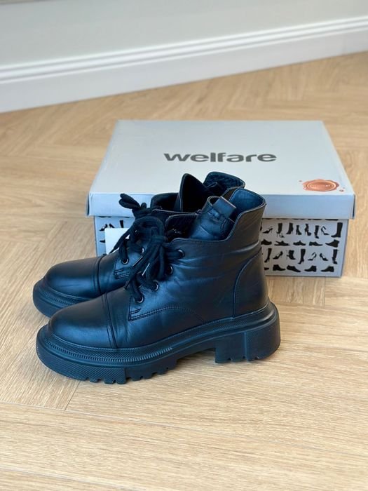 Women Welfare Boots Black Leather 37