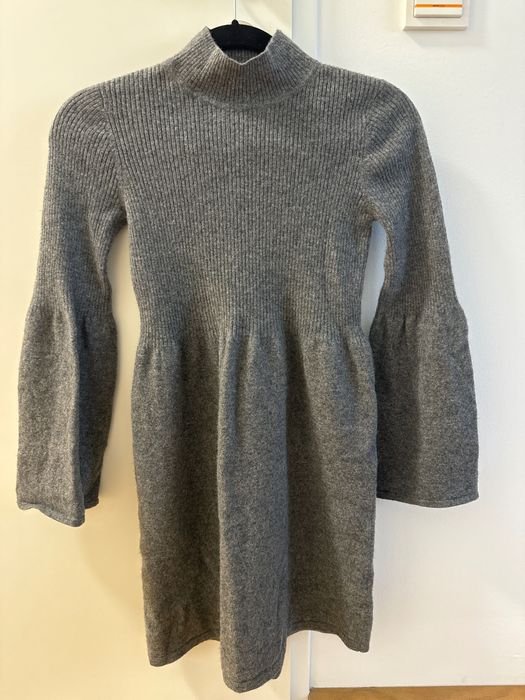 Женское Платье Серое Шерсть 36
