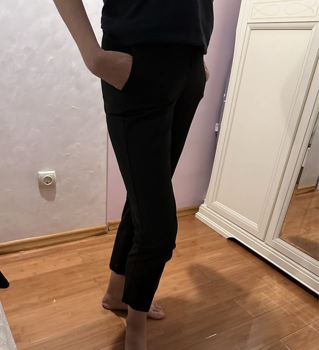 Женские Patrizia Pepe Брюки Чёрные