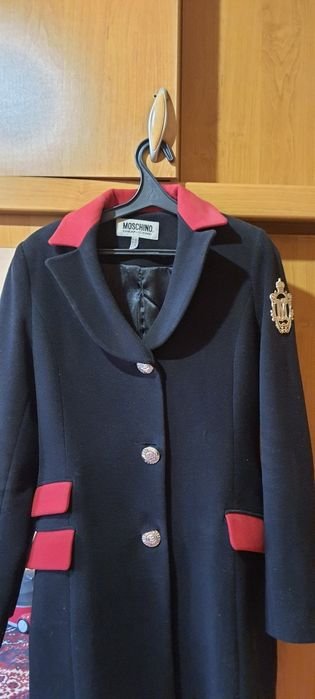 Женский Moschino Пальто Чёрный 40
