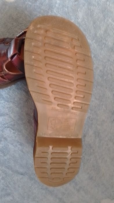 Женские Dr.Martens Сандали Бордовый Натуральная