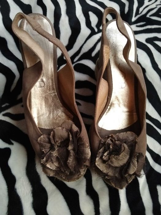 Женские Unisa Босоножки Коричневый Замша 38