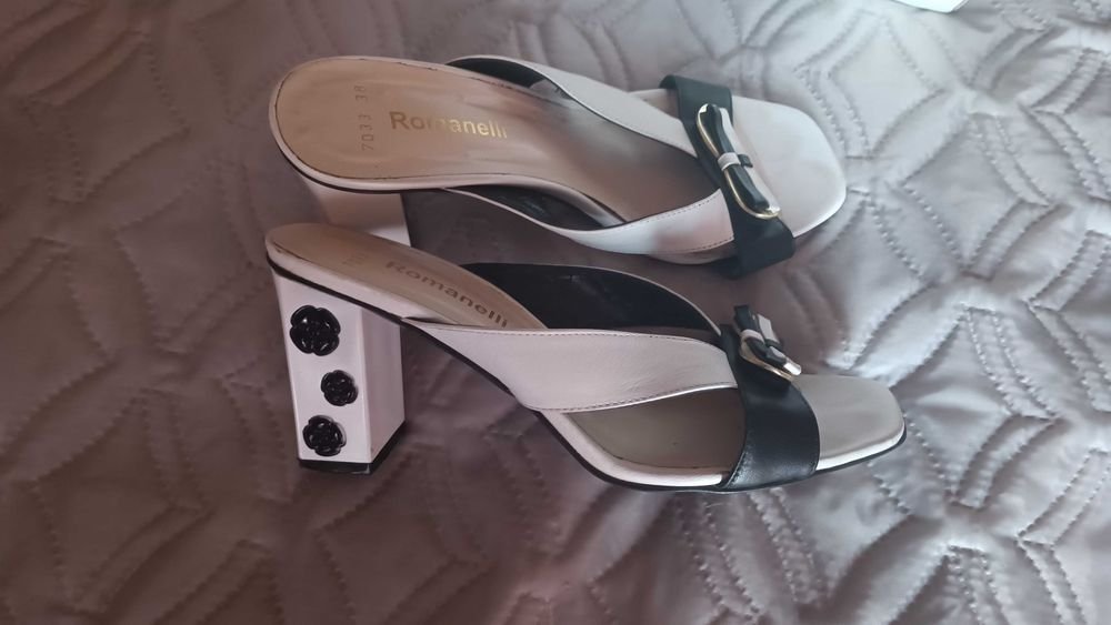 Женские Шлепанцы в Стиле Шанель Белые Кожа 38