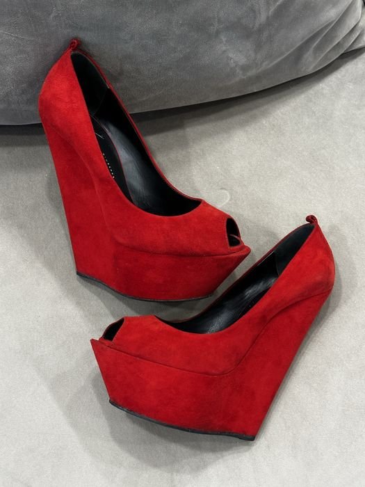 Женские Giuseppe Zanotti Туфли Красные Замша 37.5