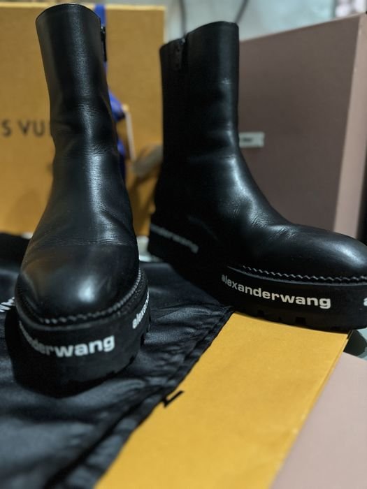 Женские Alexander Wang Ботинки Чёрный 39