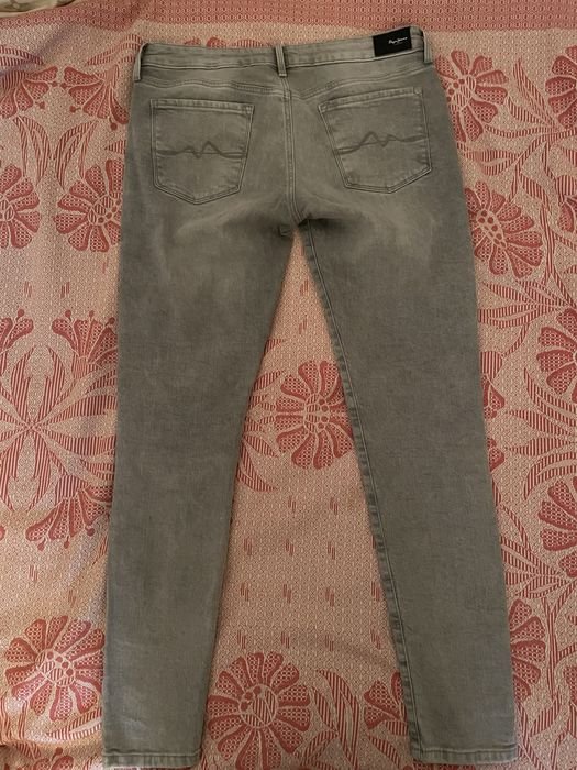 Женские Pepe Jeans Джинсы Серый Другой