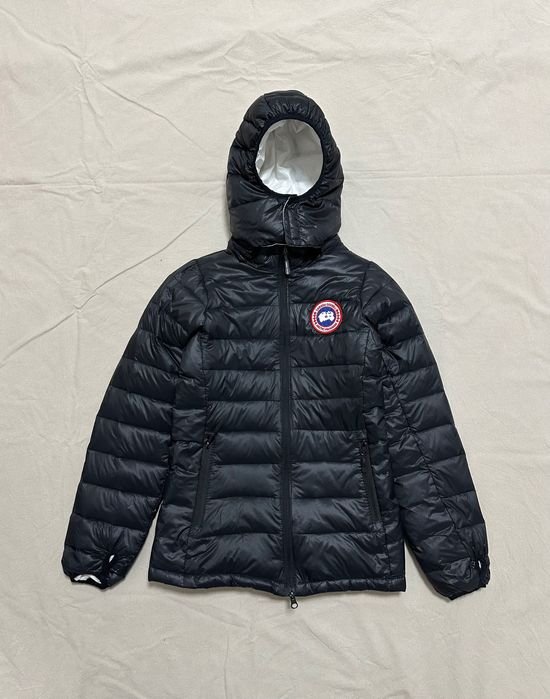 Женский Canada Goose Пуховик Чёрный 36