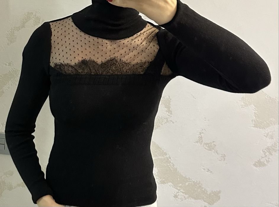 Женский Red Valentino Водолазка Чёрный Шерсть 36