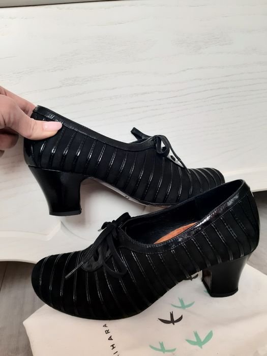 Женские Chie Mihara Туфли Чёрные Замша 39