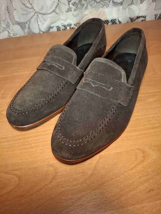 Мужской Kurt Geiger Лоферы Коричневый Замша 42