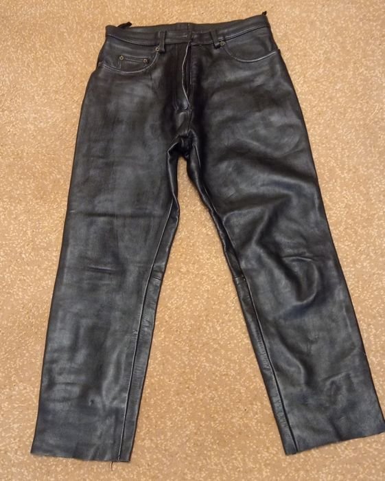 Женские Belstaff Брюки Чёрные Кожа