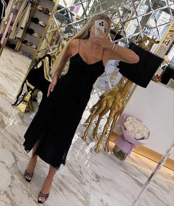 Женский Ermanno Scervino Платье Чёрный 36