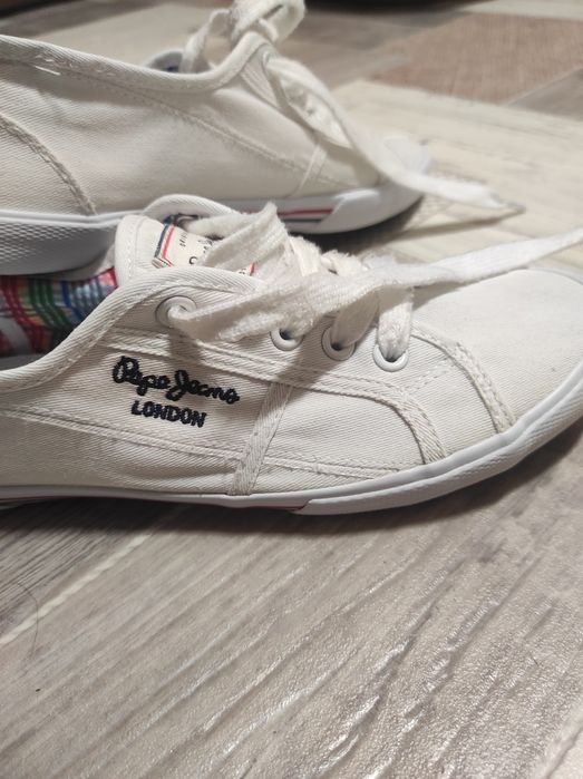 Женские Pepe Jeans Мокасины Белые Ткань 38