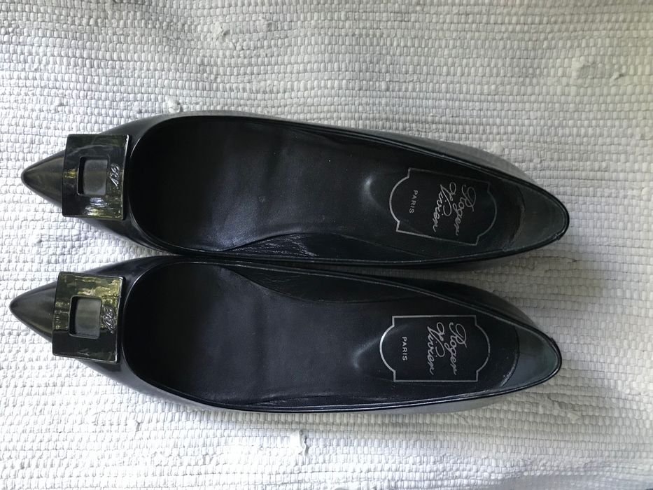 Women Roger Vivier Heels Black 37