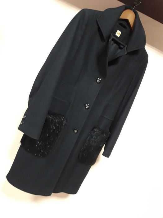 Hugo Boss Пальто Чёрное S