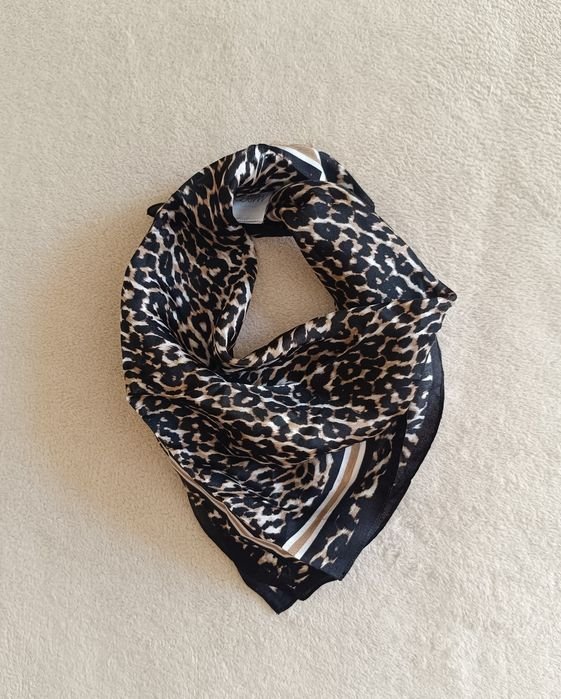 Marc Cain Шарф Шелк OS