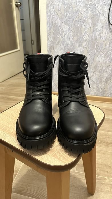 Uomo Tommy Hilfiger Stivali Neri 40