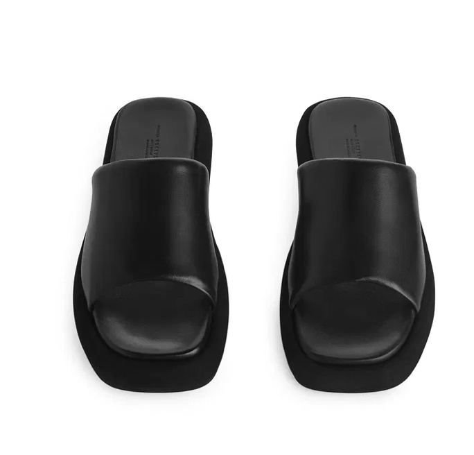 Женские Arket Сандали Чёрные 40