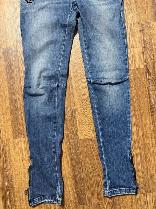 Женские Pierre Balmain Джинсы Синие