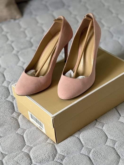 Женские Туфли Розовые Замшевые 38