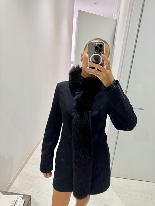 Женский Prada Пальто Чёрный 36