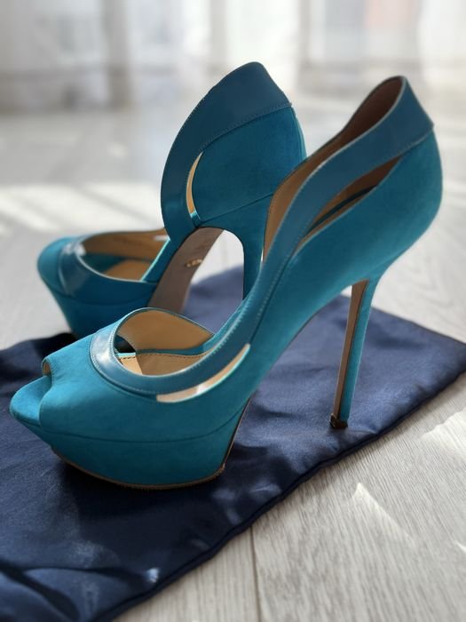Donna Sergio Rossi Tacchi Blu Navy Camoscio 38