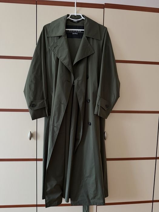 Женский Max Mara Weekend Плащ Зелёный 36