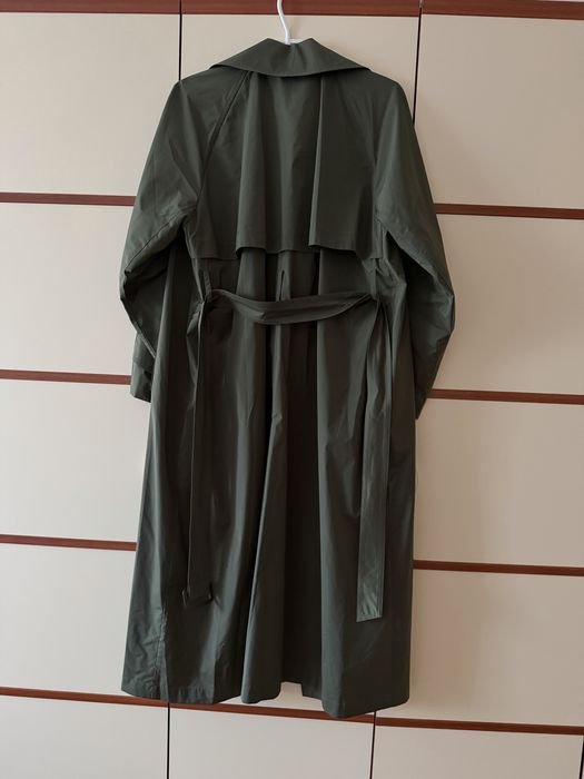 Женский Max Mara Weekend Плащ Зелёный 36
