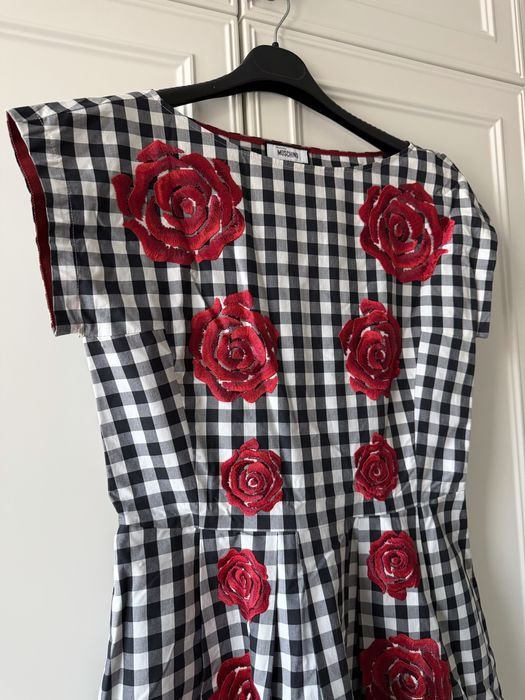 Женское Moschino Платье М