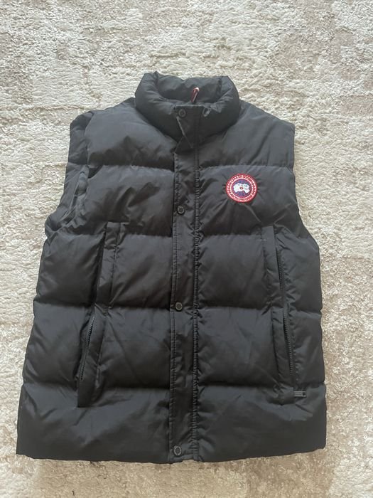 Мужской Canada Goose Жилет Чёрный 40