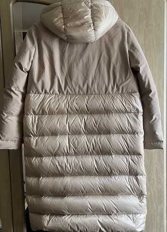 Женский Peserico Пуховик Бежевый 36