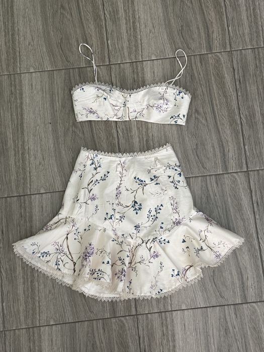 Женский The Coat Топ и Юбка Неизвестный