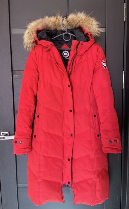 Женский Canada Goose Пуховик Красный 36