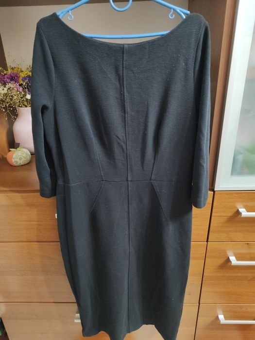 Женское Boden Платье Чёрное L