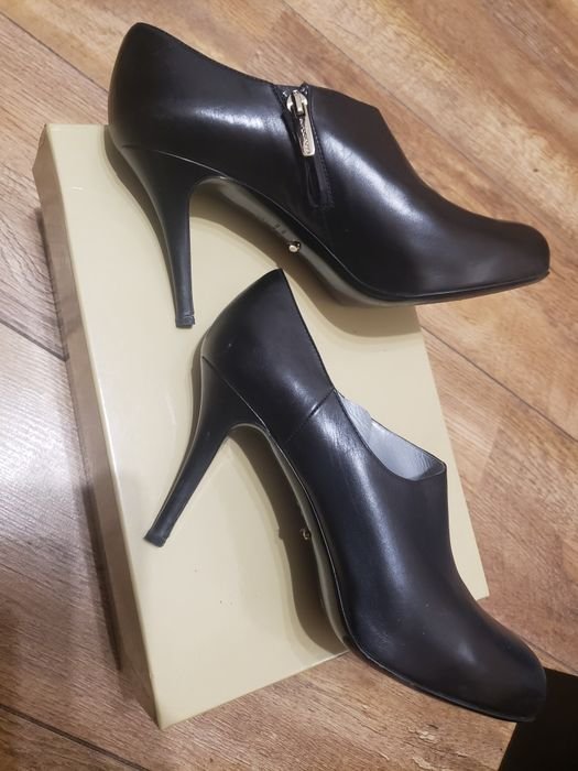 Женские Sergio Rossi Ботильоны Чёрные 38