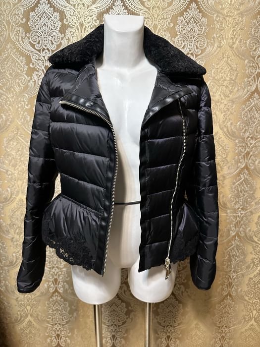 Женская Ermanno Scervino Пуховик