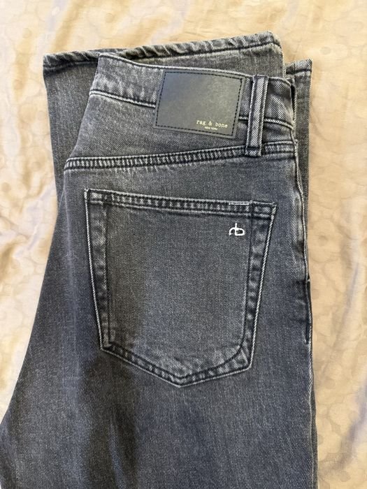 Женские rag & bone Джинсы Серые 34