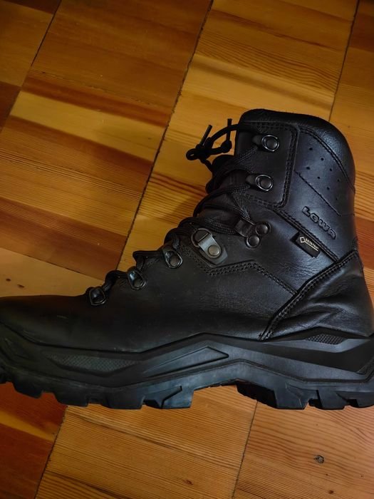 Men LOWA Boots Black Leather 42