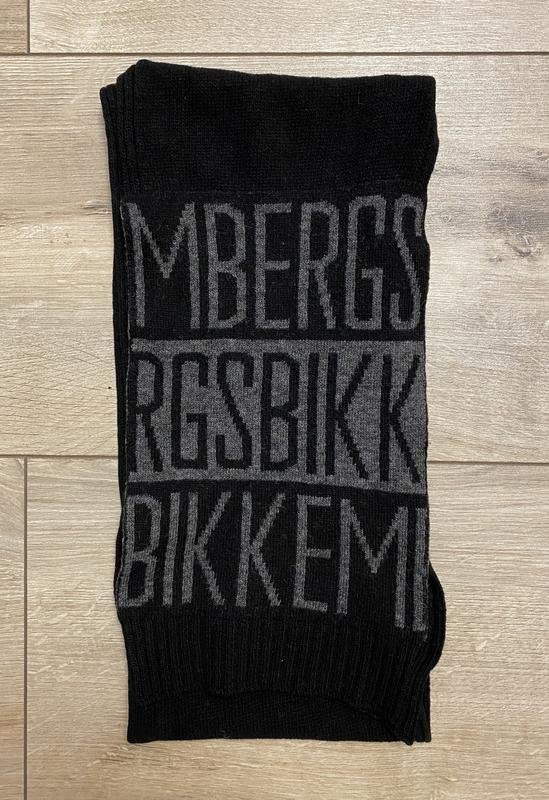 Мужской Dirk Bikkembergs Шарф Чёрный Один размер