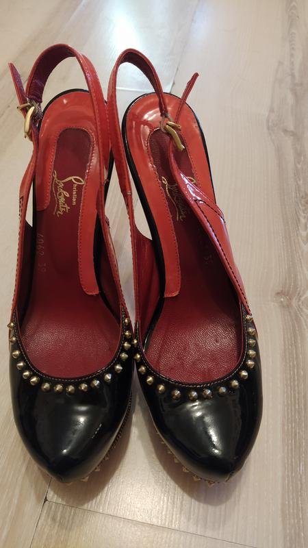 Chaussures aquatiques