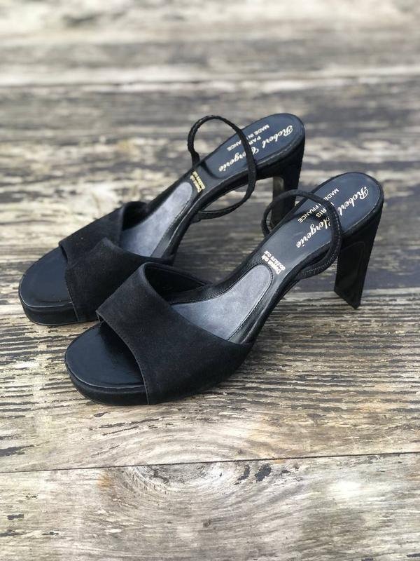 Женские Robert Clergerie Туфли Чёрный 36.5