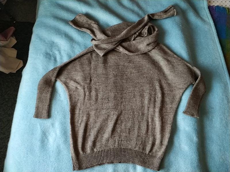 Женский Свитер Серый Акрил 46 / 3XL / 54