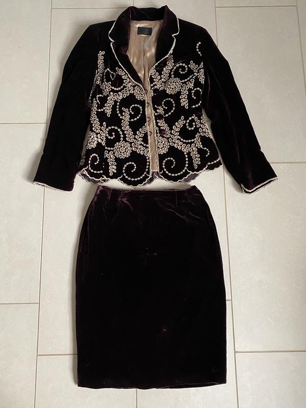 Женский Carolina Herrera Костюм Бордовый 38 / M /