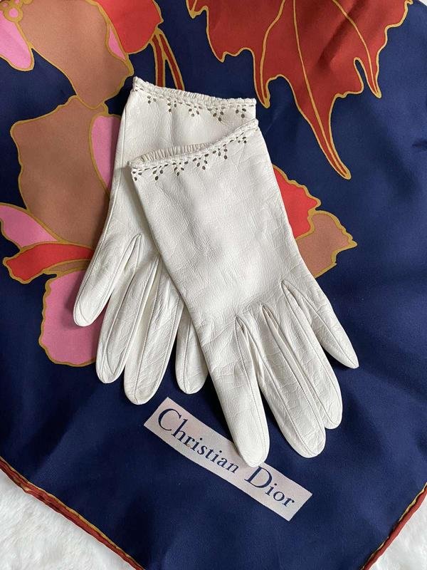 Другие Christian Dior Перчатки Белые Кожа
