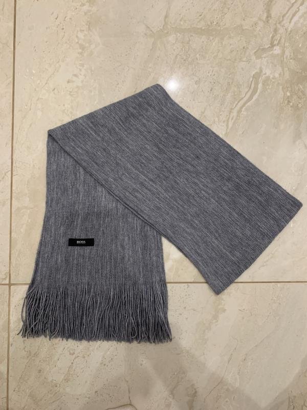 Унисекс Hugo Boss Шарф Серый