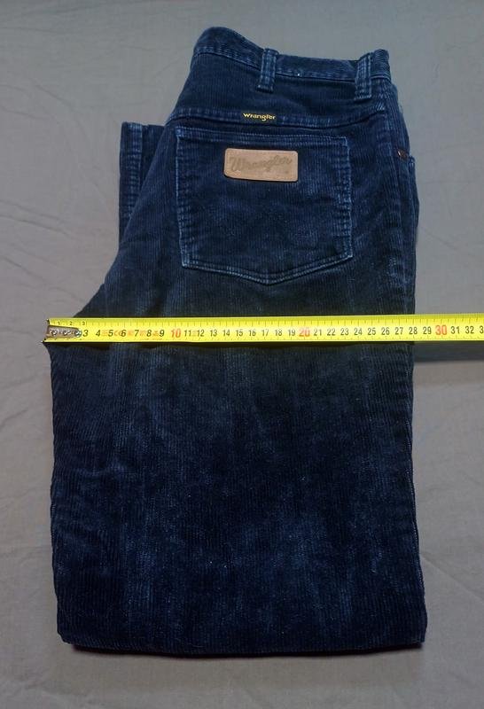 Мужской Wrangler Джинсы Чёрный Вельвет 32 / M / 46